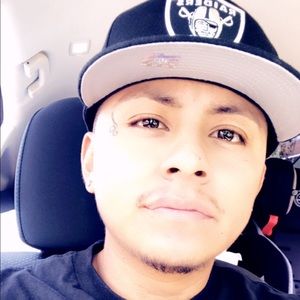 Meet your Posher, Giovanni